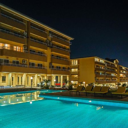 Alaya Stays 1 Bhk With Balcony & Pool - Veera Marina Candolim Eksteriør billede