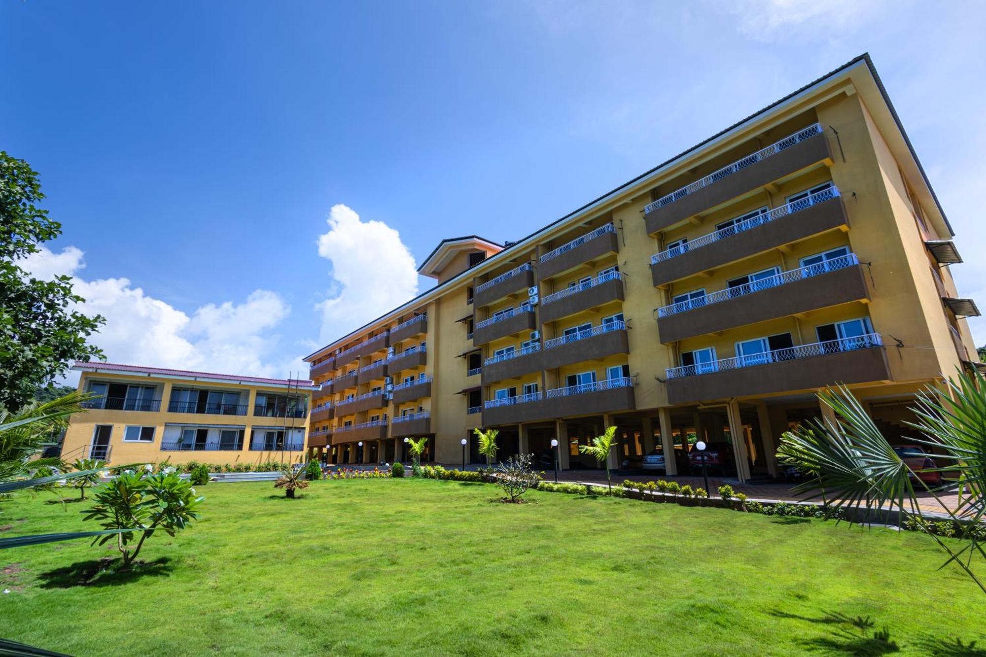 Alaya Stays 1 Bhk With Balcony & Pool - Veera Marina Candolim Eksteriør billede