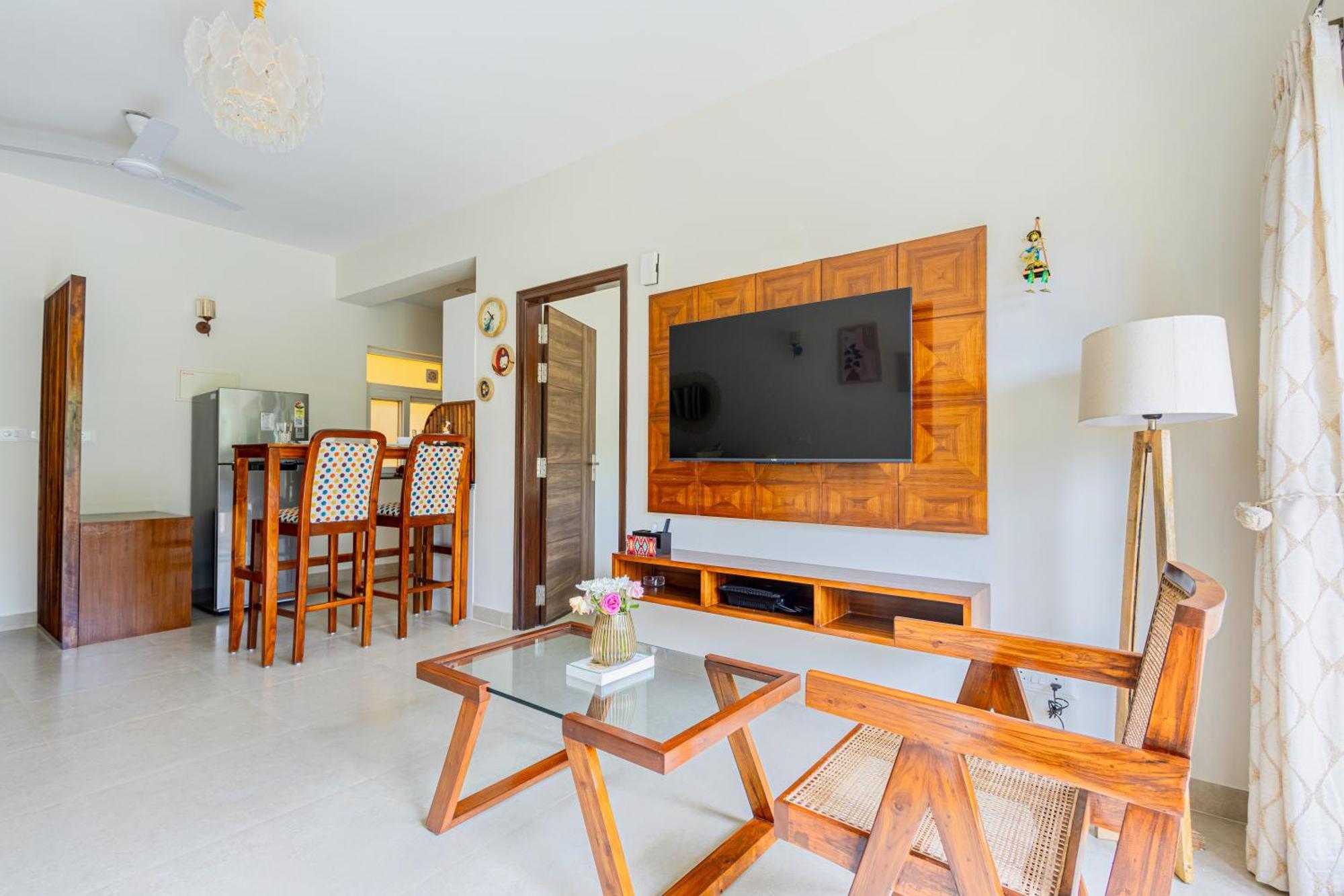 Alaya Stays 1 Bhk With Balcony & Pool - Veera Marina Candolim Eksteriør billede