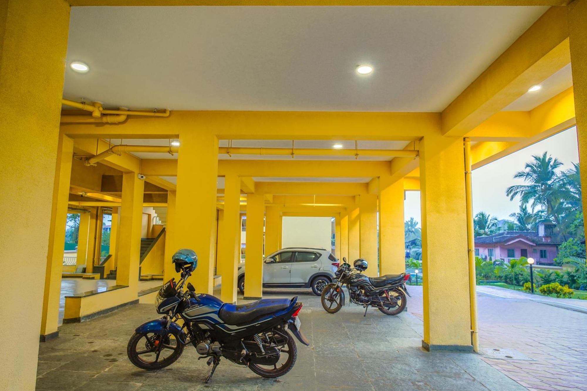 Alaya Stays 1 Bhk With Balcony & Pool - Veera Marina Candolim Eksteriør billede