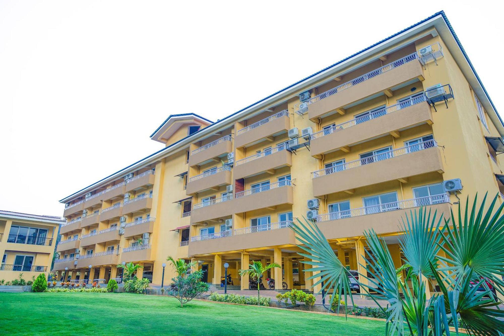 Alaya Stays 1 Bhk With Balcony & Pool - Veera Marina Candolim Eksteriør billede