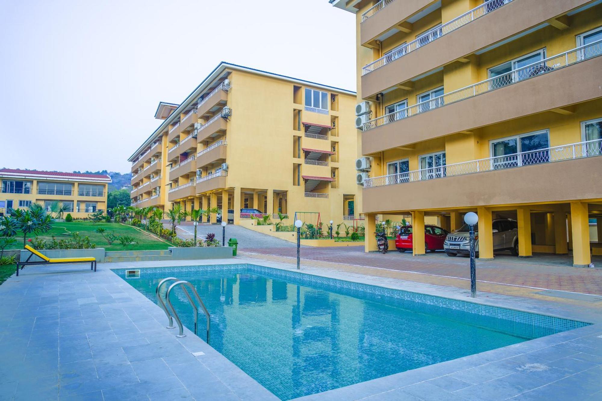Alaya Stays 1 Bhk With Balcony & Pool - Veera Marina Candolim Eksteriør billede