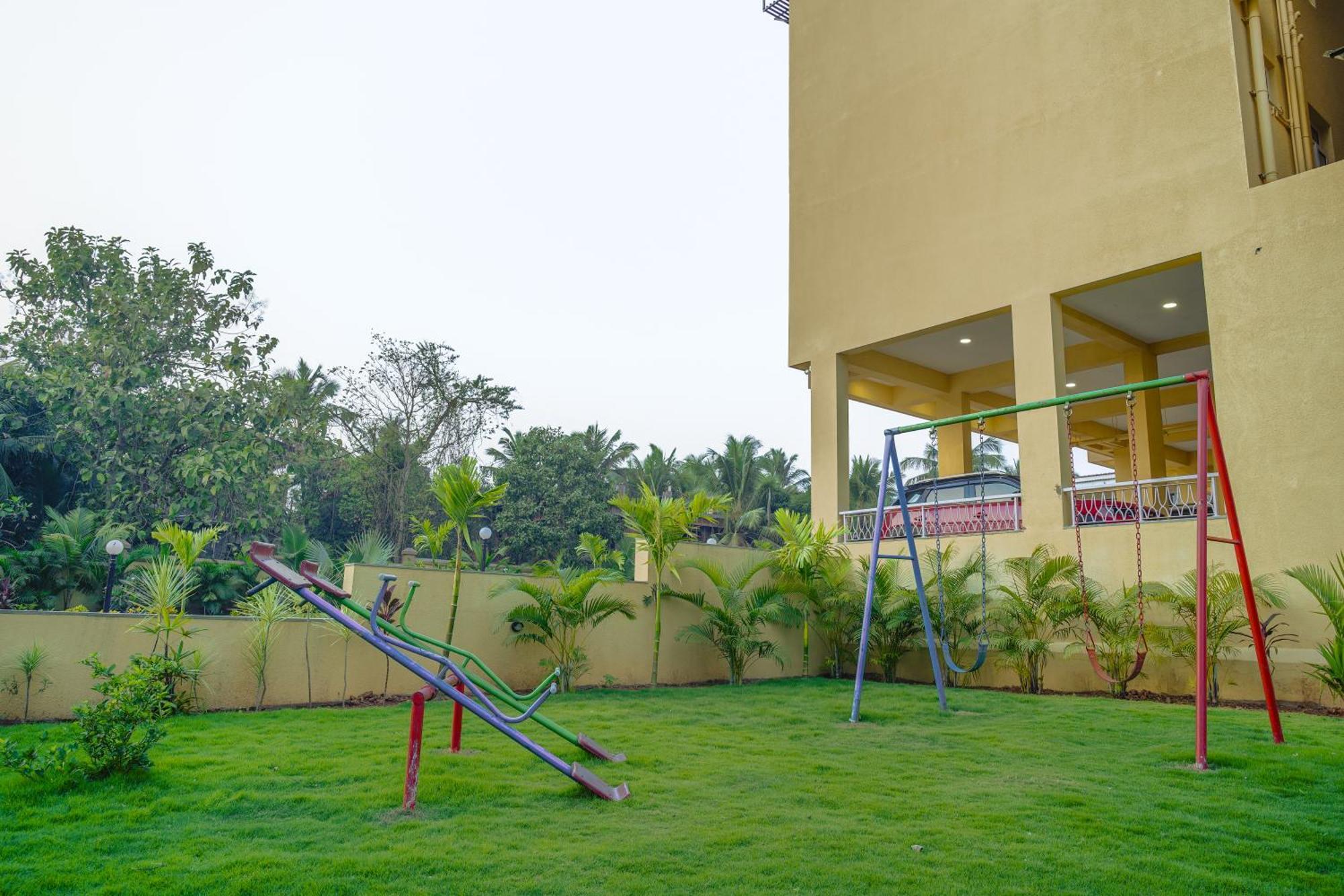 Alaya Stays 1 Bhk With Balcony & Pool - Veera Marina Candolim Eksteriør billede