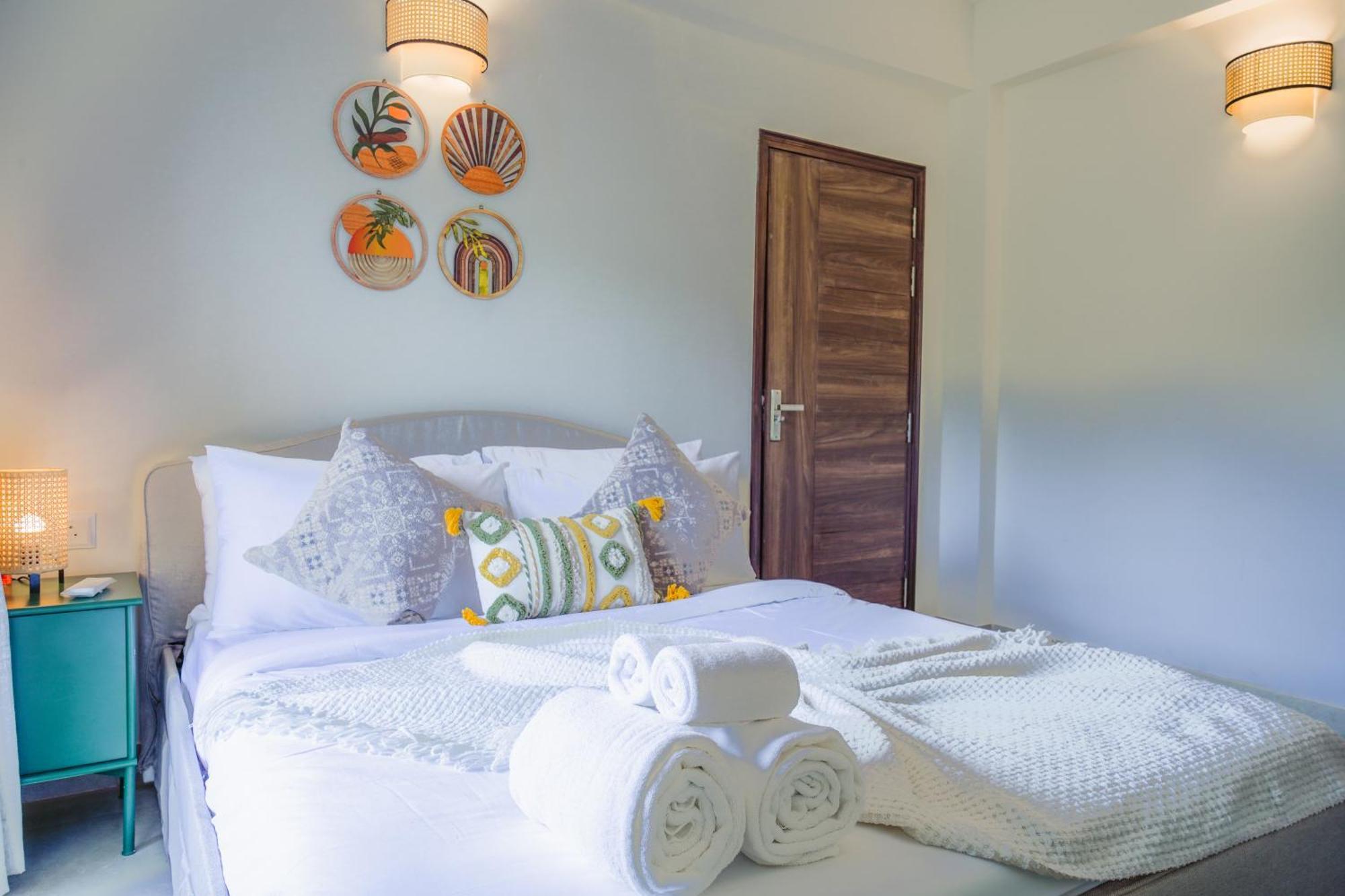 Alaya Stays 1 Bhk With Balcony & Pool - Veera Marina Candolim Eksteriør billede