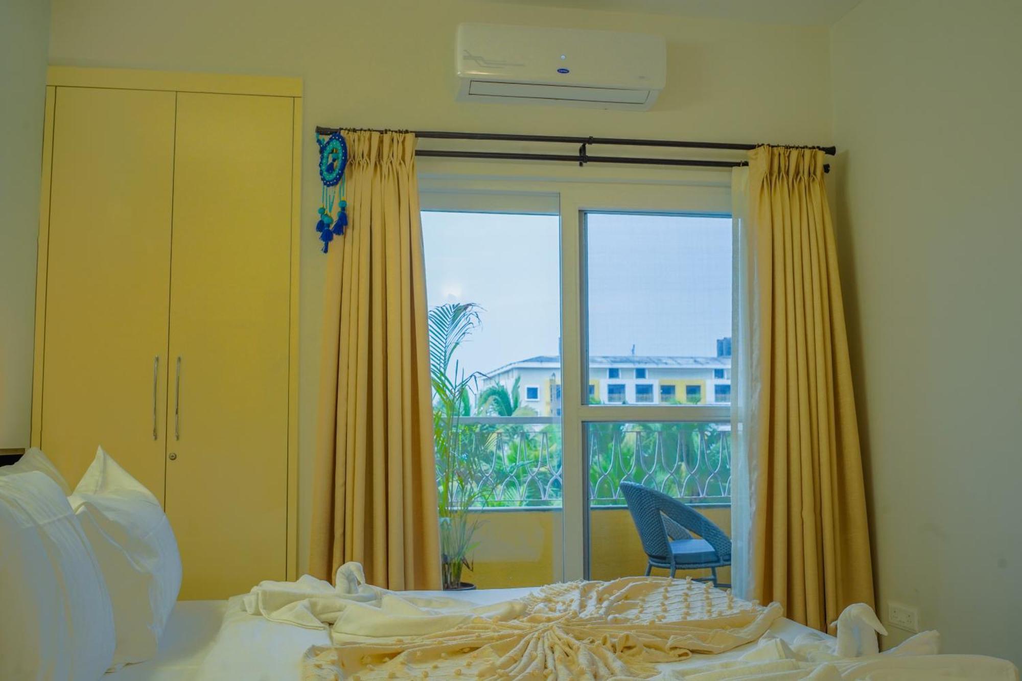 Alaya Stays 1 Bhk With Balcony & Pool - Veera Marina Candolim Eksteriør billede